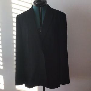 Price Drop - Black long Simons Contemporaine blazer size 16